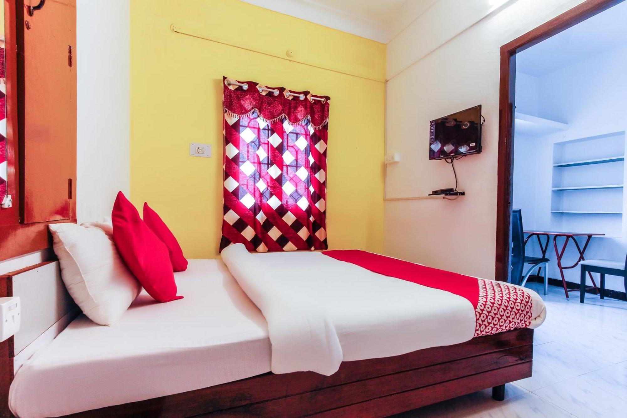 Hotel Lakshmi Narayana Салем Екстериор снимка